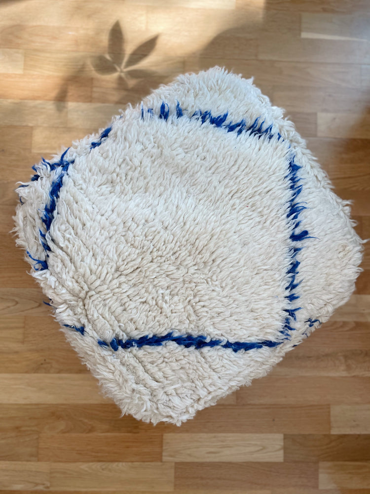 Louna Azilal pouf - organic wool 60 x 60cm