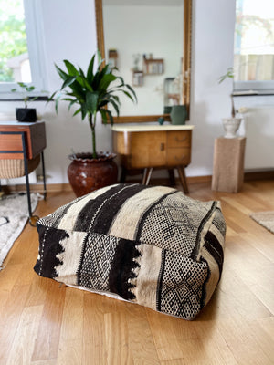 Tunaruz Flatweave Kilim pouf - Dark brown and beige