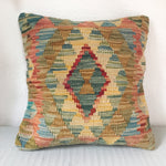 Kilim cushion | Olá Lindeza