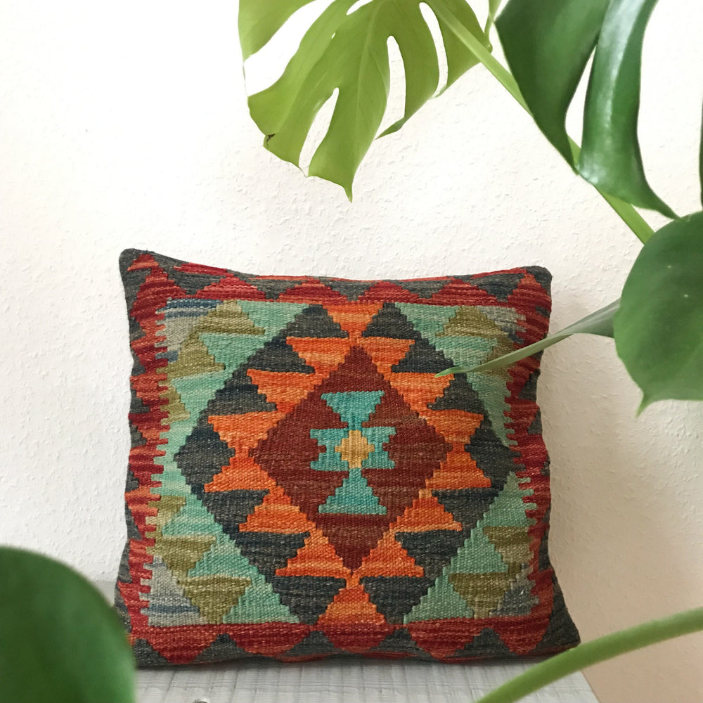 Kilim cushion | Olá Lindeza