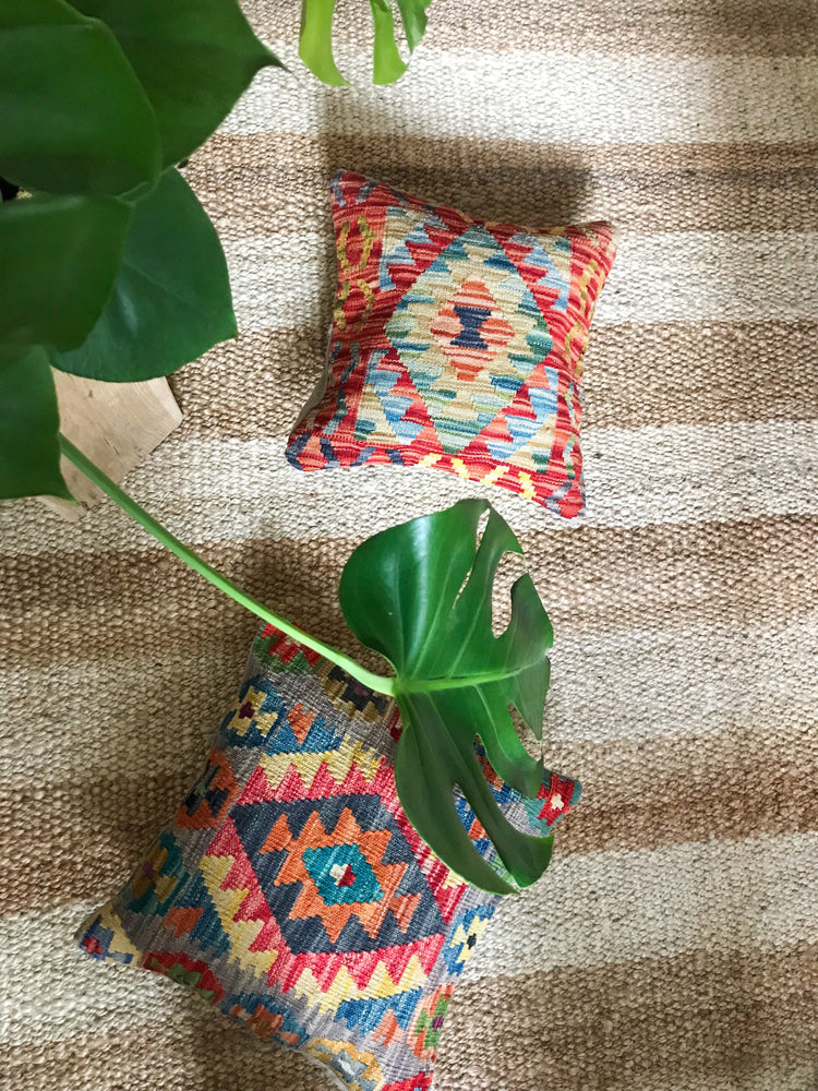 Kilim rug cushions | Olá Lindeza