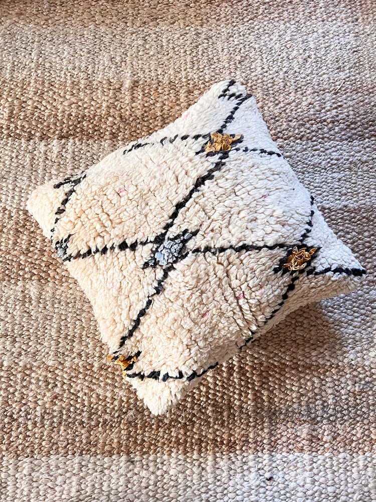 Ula Azilal berber pillow - Natural wool and diamond geometry - 45 x 45cm