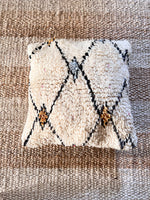 Ula Azilal berber pillow - Natural wool and diamond geometry - 45 x 45cm