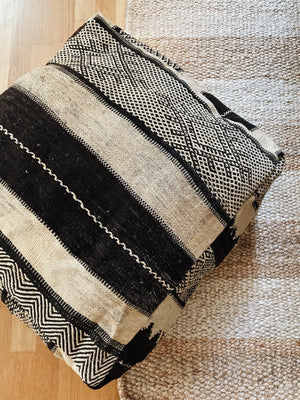 Tunaruz Flatweave Kilim pouf - Dark brown and beige