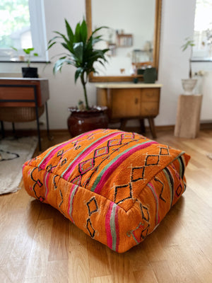 Tiziri Flatweave Kilim pouf - Orange