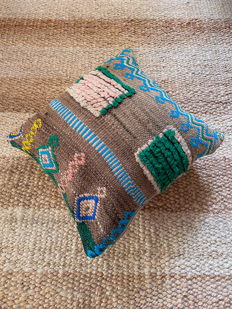 Nazim flatweave pillow with embroidery - 40x40 cm