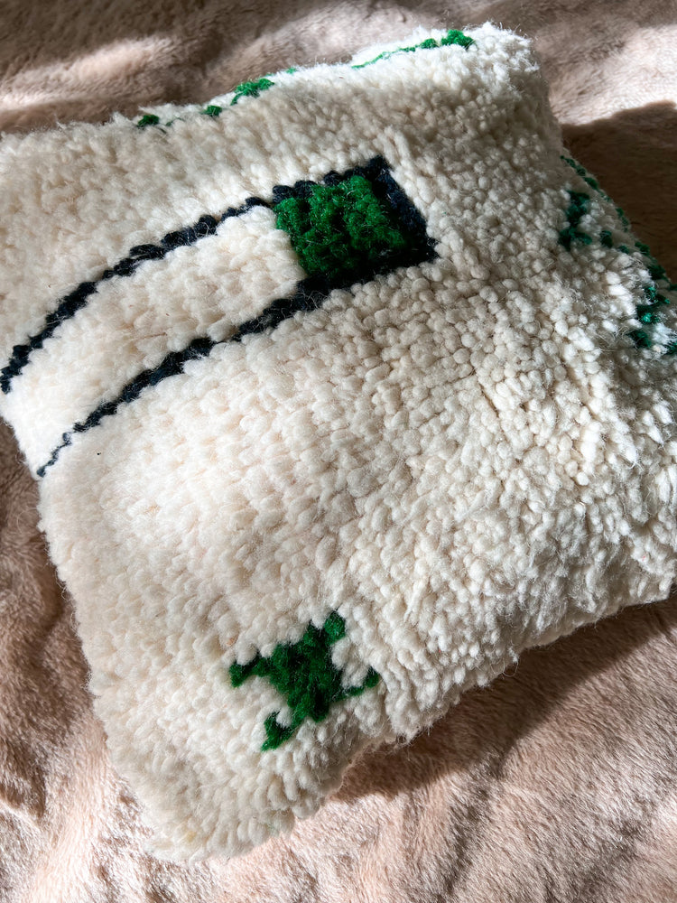 Azilal berber pillow - Natural wool emerald green and black - 45 x 45 cm