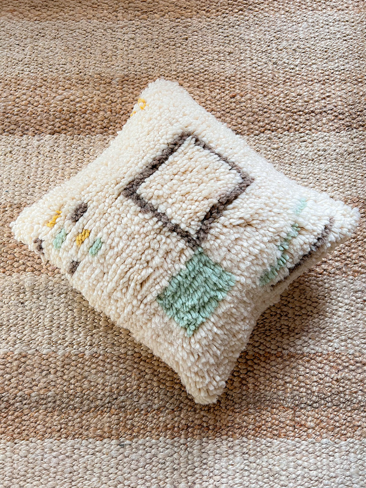 Azilal berber pillow - natural wool and mint green beige - 45 x 45cm