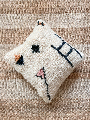 Azilal berber pillow - Natural wool and geometric shapes - 45 x 45 cm