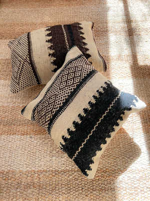 Flatweave pillow black dark brown and sandy beige - 40x40 cm