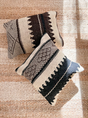 Flatweave pillow black dark brown and sandy beige - 40x40 cm