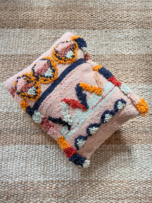 Flatweave pillow natural wool pink with colorful geometry 40 x 45 cm