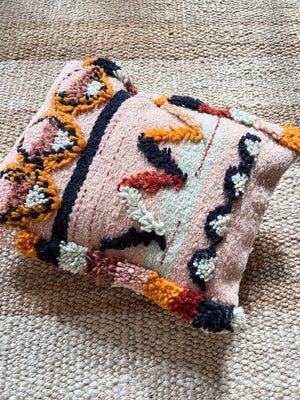 Flatweave pillow natural wool pink with colorful geometry 40 x 45 cm