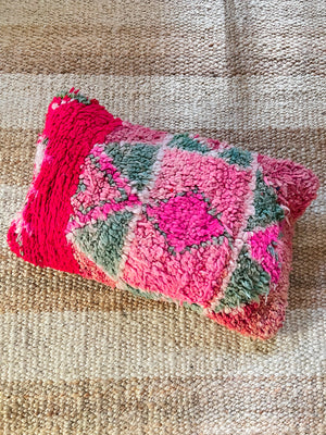 Nadia Boujad pillow - Pink red sage green 40 x 60 cm