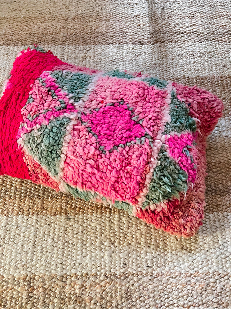 Nadia Boujad pillow - Pink red sage green 40 x 60 cm