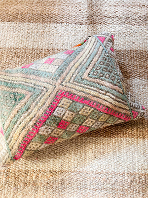 Omar flatweave pillow with embroidery 60x40cm- Double sided/reversible - mint pink sandy beige