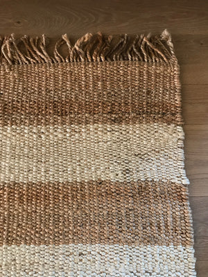 White Striped Hemp Rug with Fringe | Olá Lindeza