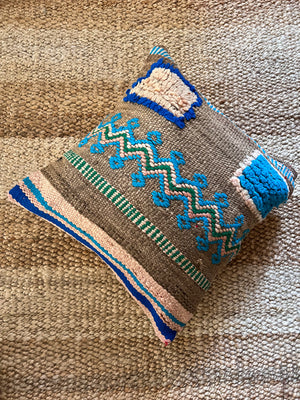 Winitran flatweave pillow with embroidery - 40x40 cm