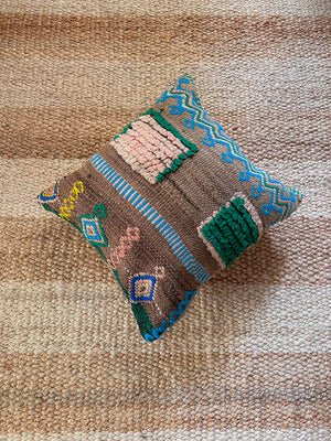 Nazim flatweave pillow with embroidery - 40x40 cm