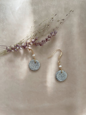 Josie earrings - grey speckled