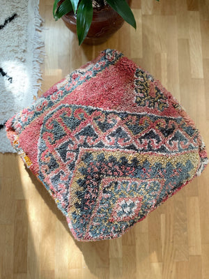 Safiyya boujad pouf