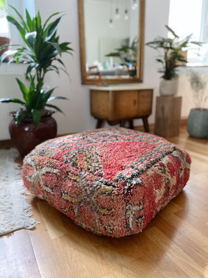 Safiyya boujad pouf