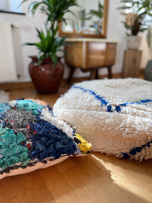 Louna Azilal pouf - organic wool 60 x 60cm