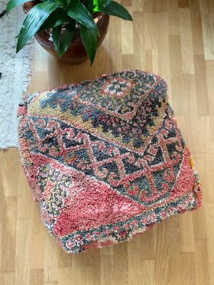 Safiyya boujad pouf